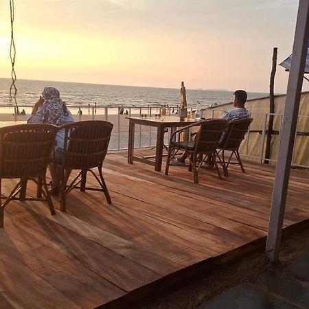 Happy Shack Beach And Wooden Huts Колва Екстер'єр фото