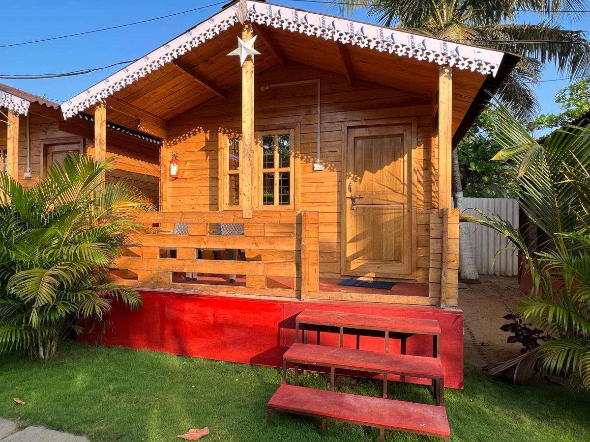 Happy Shack Beach And Wooden Huts Колва Екстер'єр фото