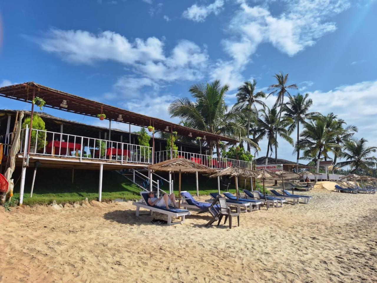 Happy Shack Beach And Wooden Huts Колва Екстер'єр фото